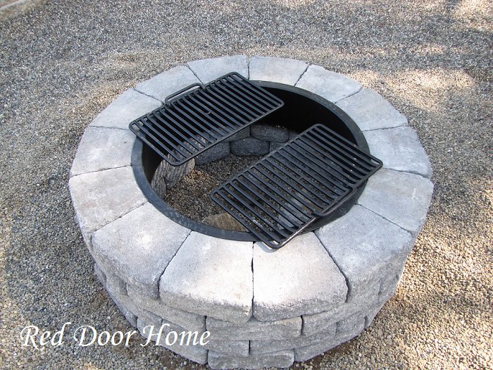 Check out 27 Hottest Fire Pit Ideas and Designs at http://pioneersettler.com/fire-pit-ideas-designs/