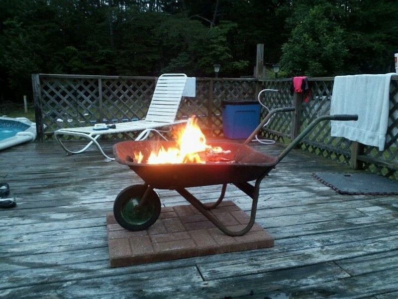 Check out 27 Hottest Fire Pit Ideas and Designs at http://pioneersettler.com/fire-pit-ideas-designs/