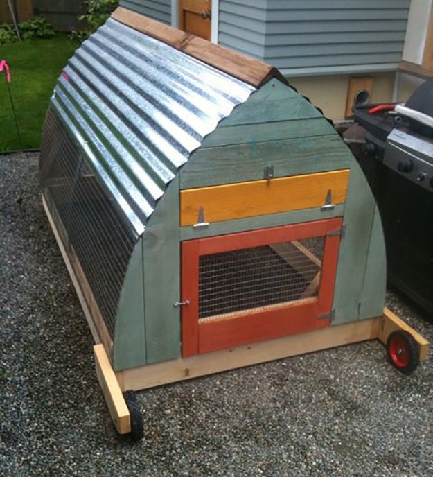 chicken coops, chicken coop designs, chicken coop ideas, building a chicken coop, diy chicken coop, backyard chicken coop, portable chicken coop, how to make a chicken coop, cheap chicken coop, small chicken coop, pallet chicken coop, urban chicken coop, a frame chicken coop